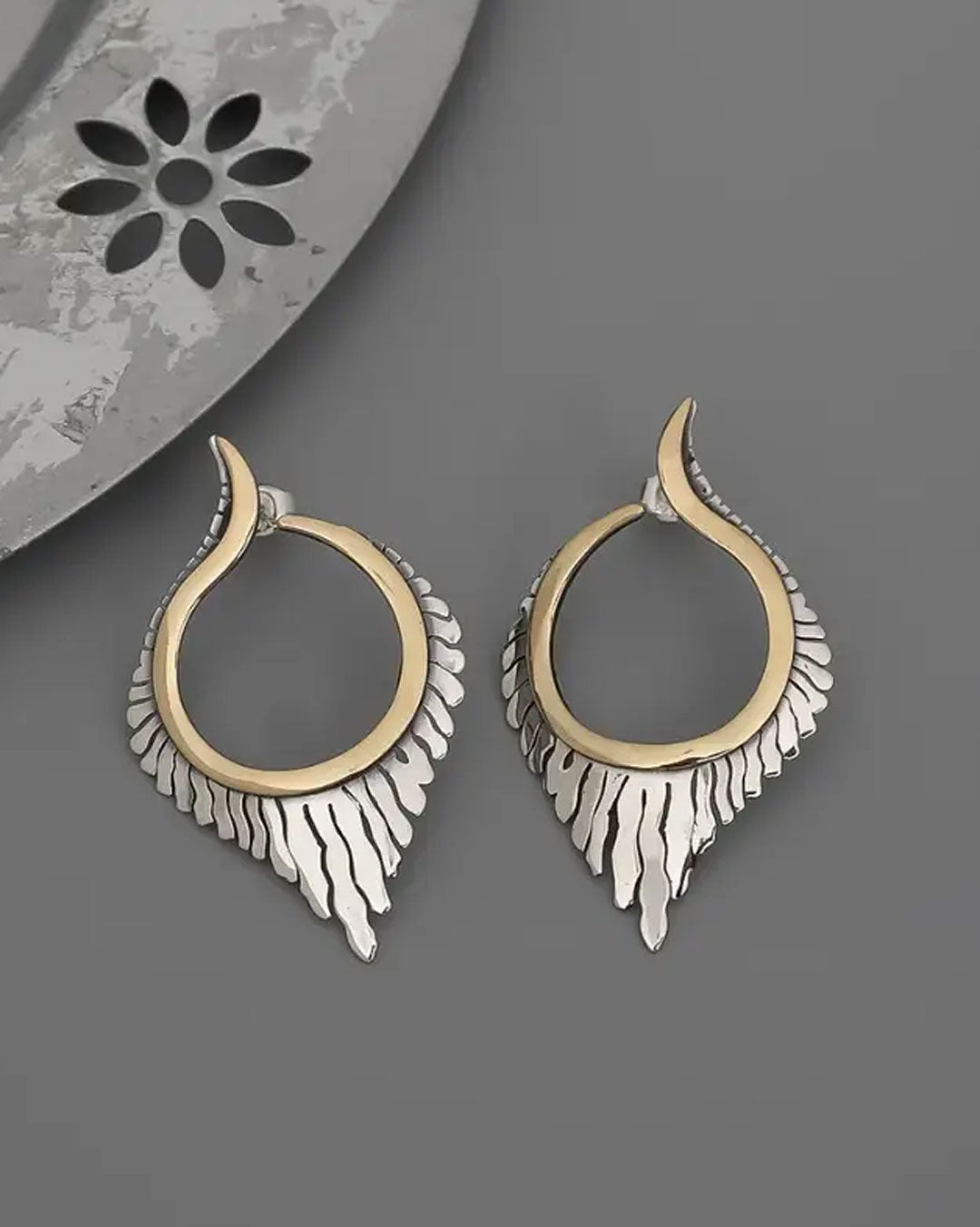 Textured feather edge dual-tone earrings