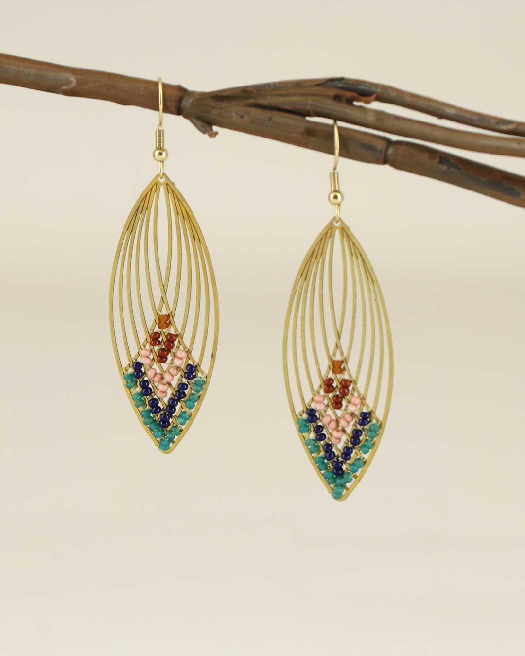 Swooping Color – Brass & Beaded Oval Earrings