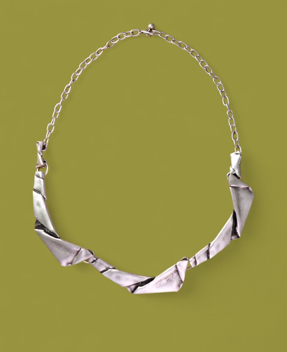 Paper Curl Design Metal Necklace