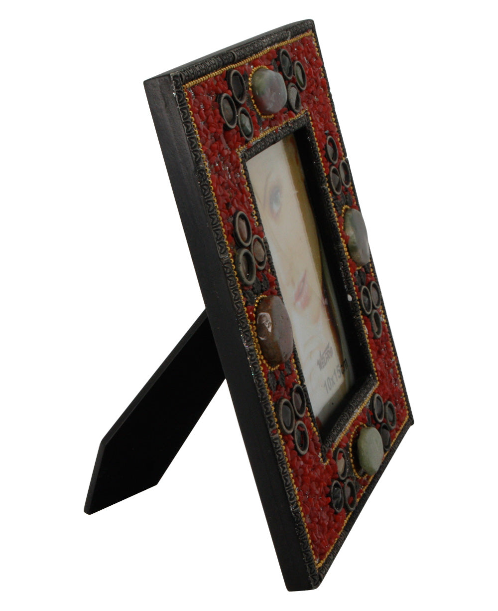 Side view of the red picture frame