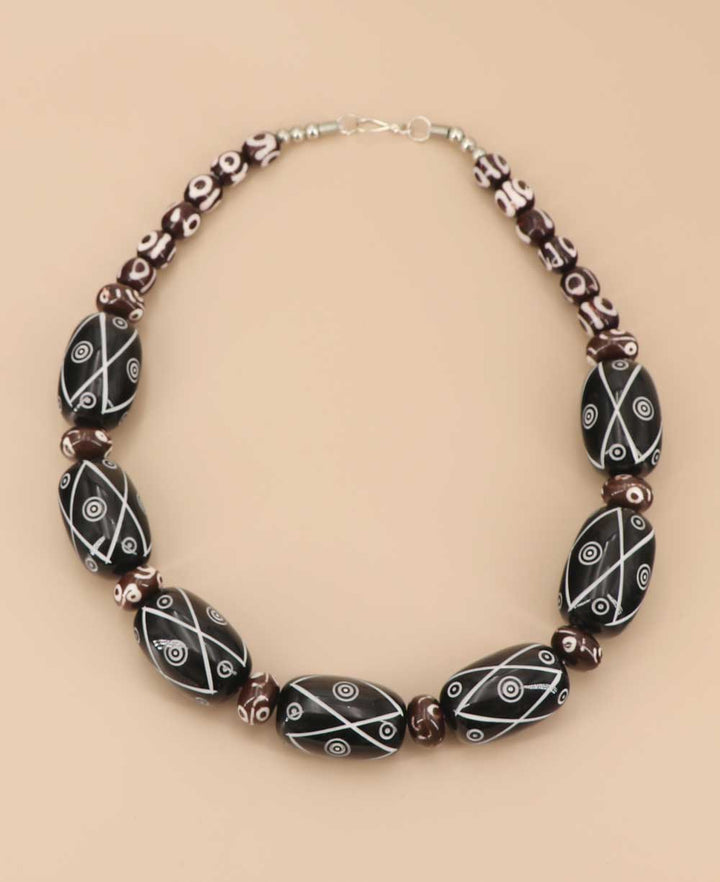 Chunky Tibetan resin bead necklace