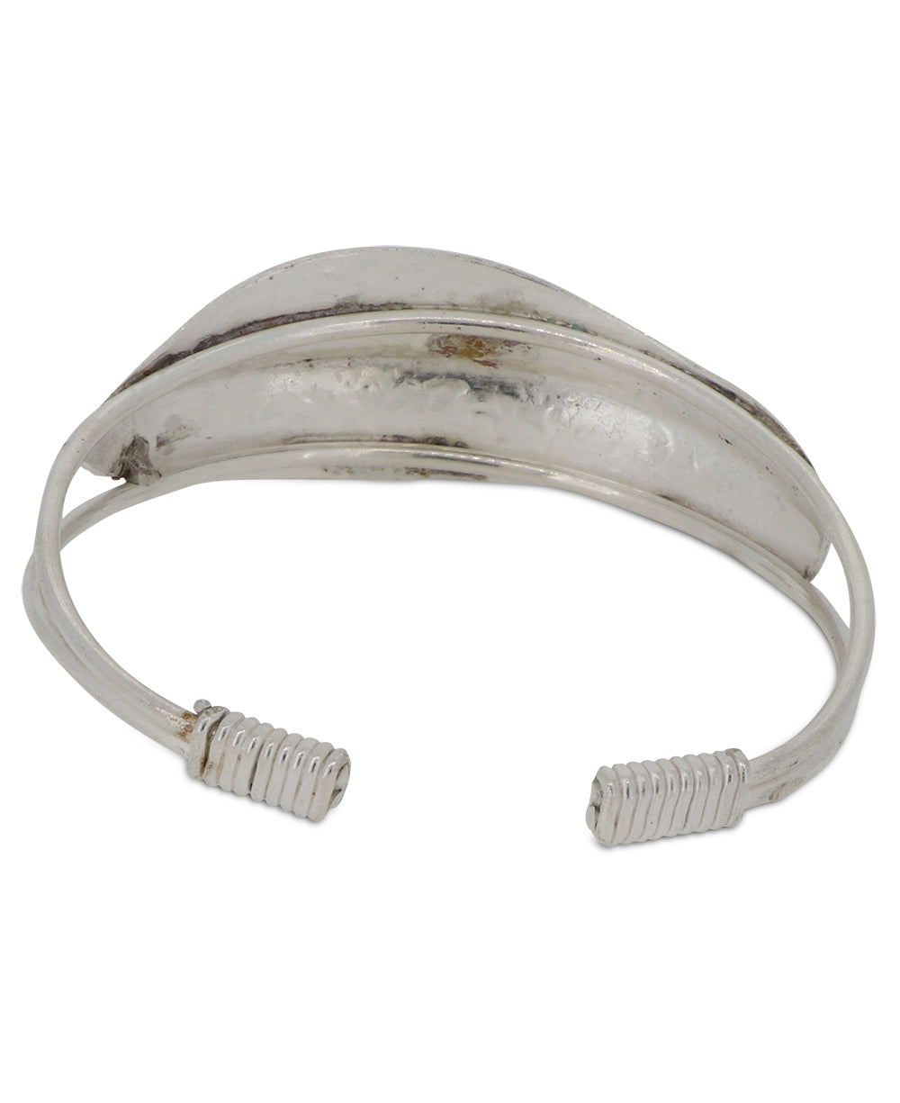 Back view of the Handcrafted Thai Hilltribe Silver Fish Bracelet
