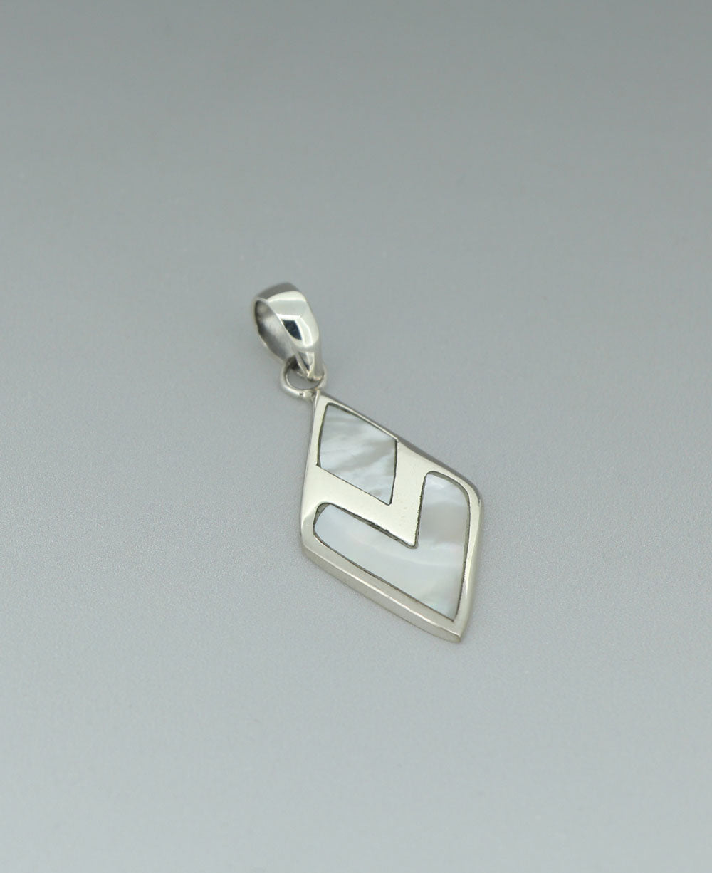 Sterling silver mother of pearl pendant