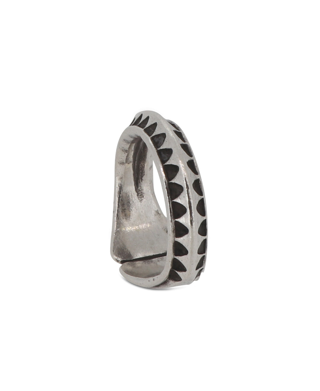 Hand hammered hilltribe silver band ring for men
