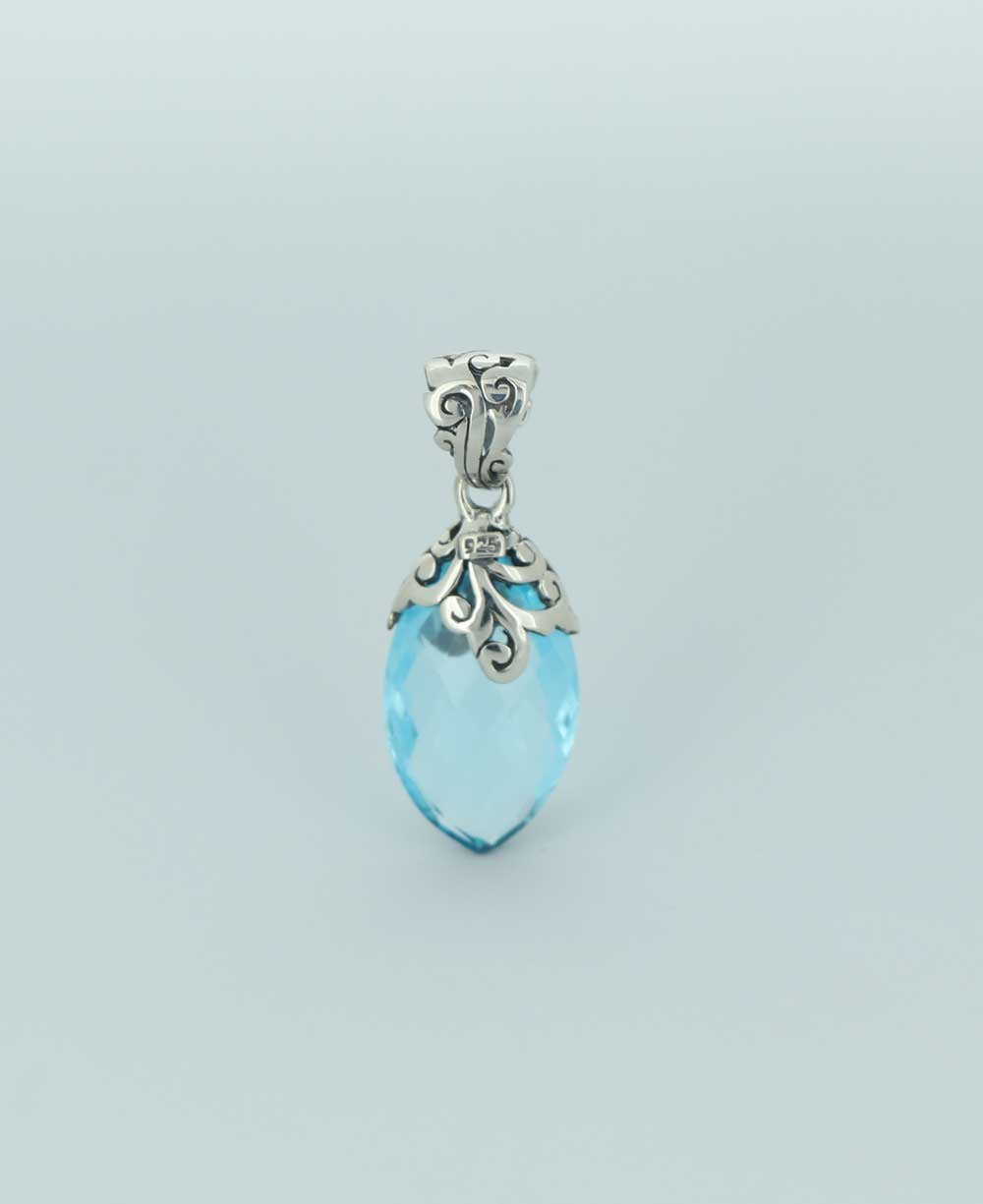 Bali-made-sterling-silver-blue-topaz-pendant