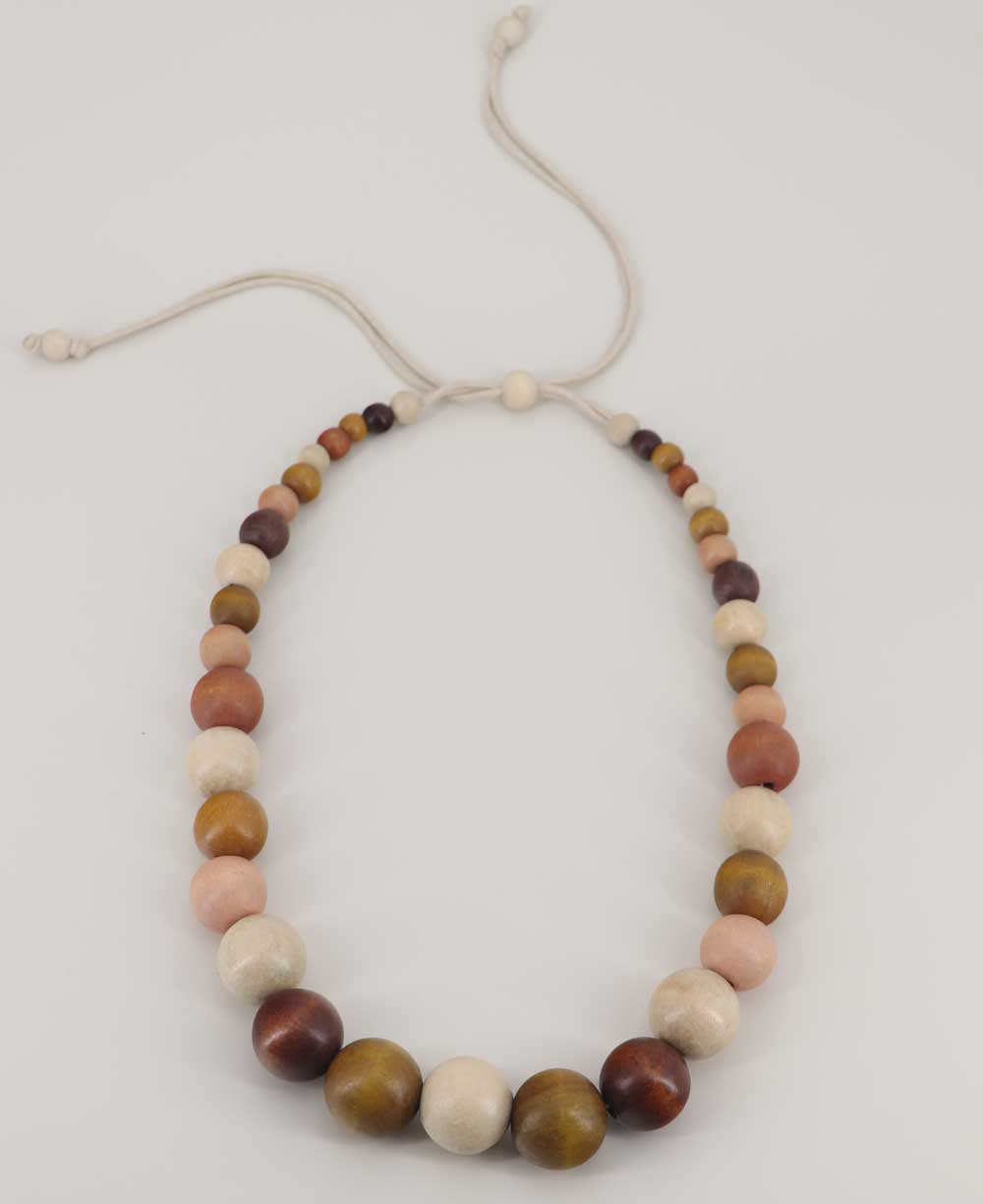 single strand wood bead necklace