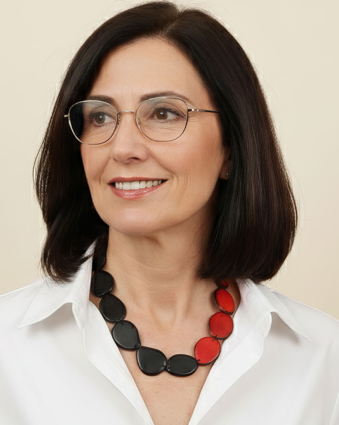 Black And Red Tagua Chip Necklace