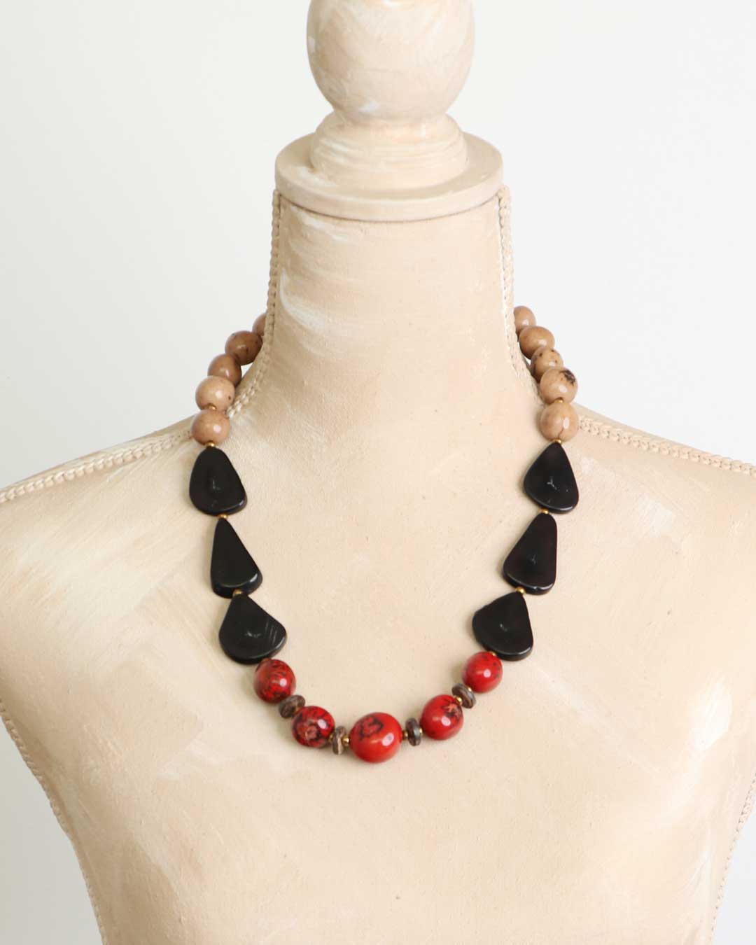 Olmedo Natural Seed & Tagua Necklace – Ecuador