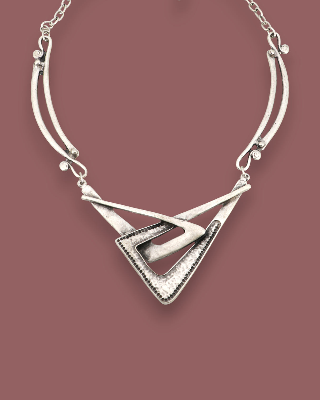 Geometric silver-tone alloy necklace with triangle pendant