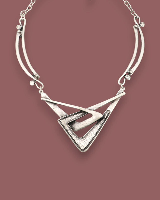 Geometric silver-tone alloy necklace with triangle pendant
