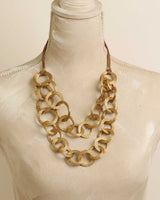 Golden Grass Chain-Link Necklace – Handwoven in Brazil