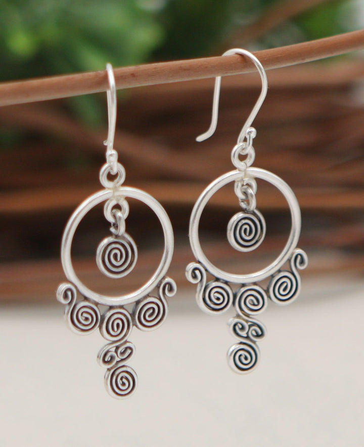 Trickling Circle Earrings