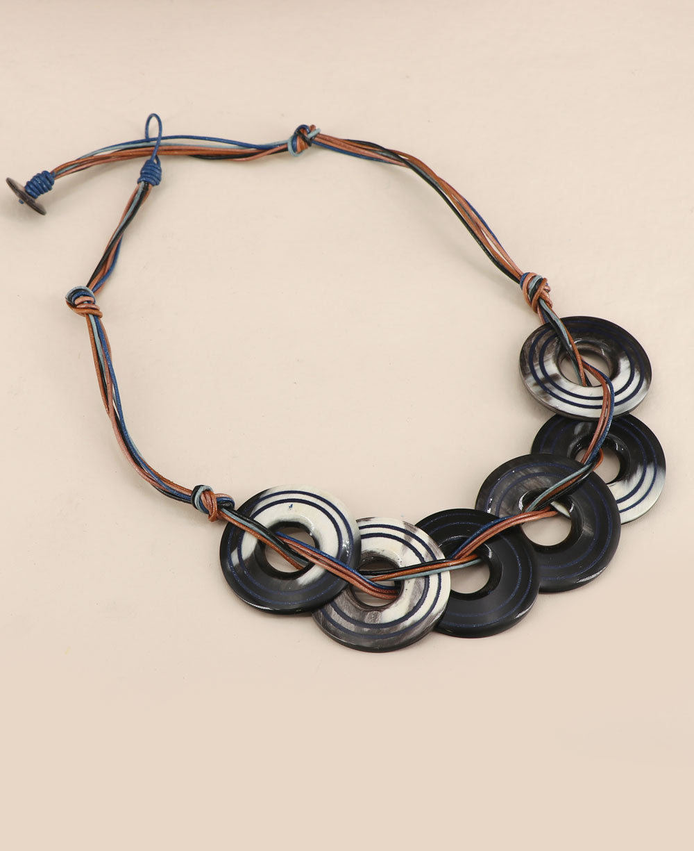 Ecuadorian Bullhorn Bib Necklace