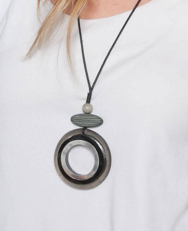 Circle Pendant Necklace