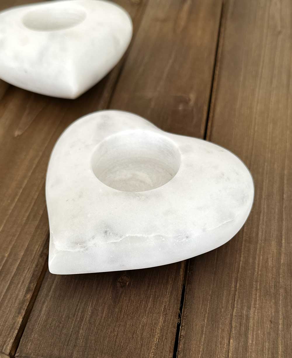 Closeup of the white marble tealight holder