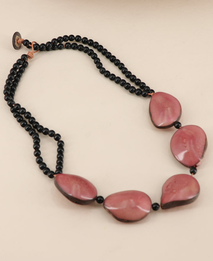 Chunky Tagua Bead Necklace, Made in Ecuador – Cultural Elements