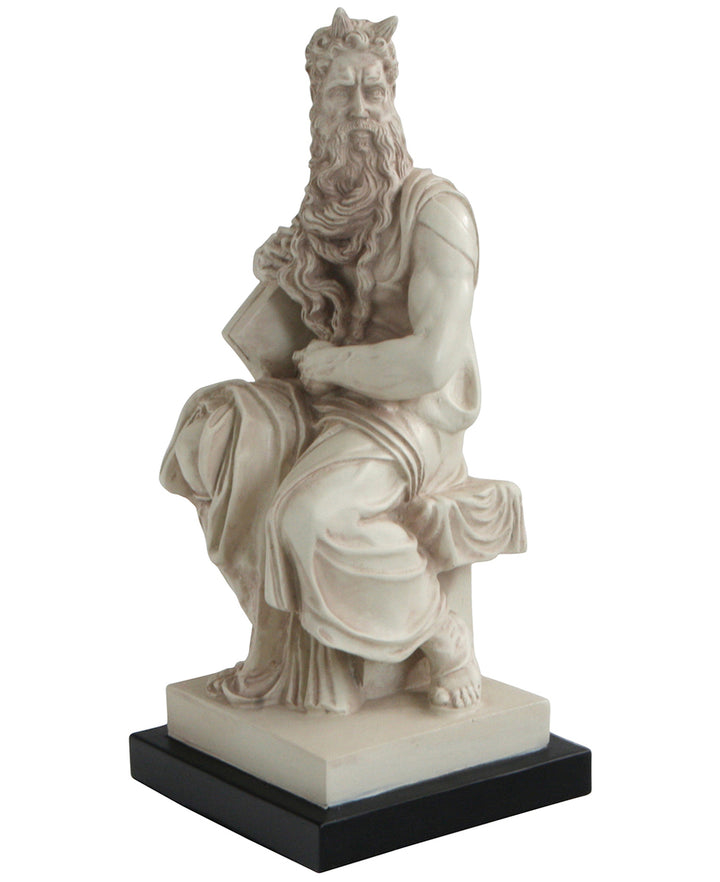 Moses by Michelangelo Statue